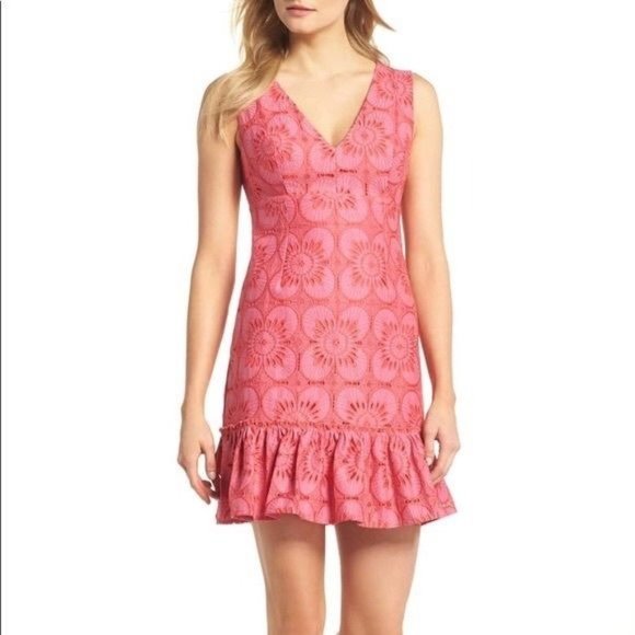 TRINA TURK Carpinteria Floral Crochet Lace Ruffle Dress Size 6 - Picture 1 of 12